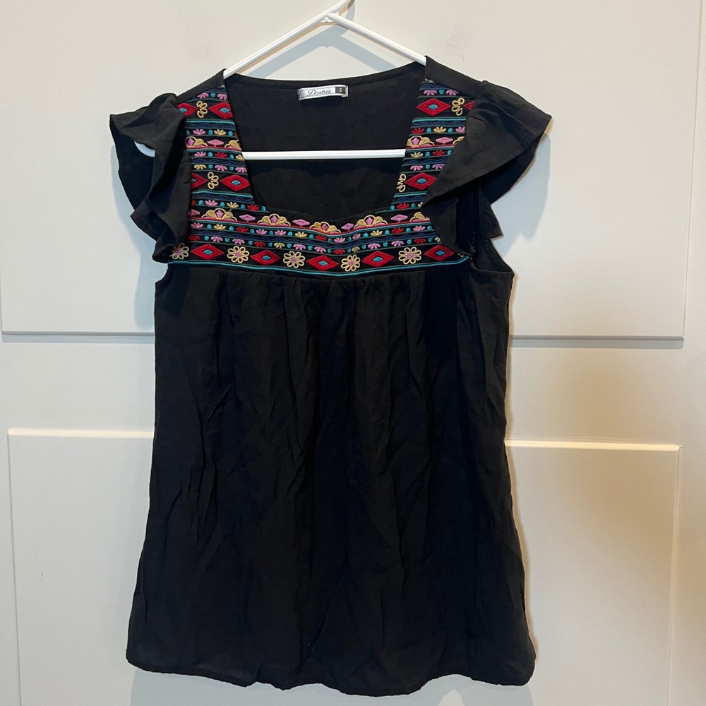 Dorose Women's Small Black Embroidered‎ Colorful Flutter Sleeve Tunic Top